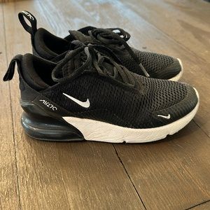 Nike air max size 1.5